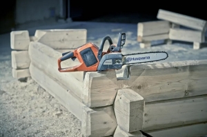 HUSQVARNA BATTERY Chainsaws