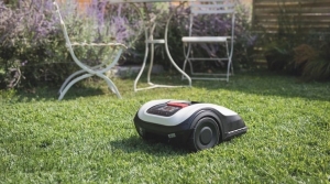 HONDA Small Miimo Robotic Mowers